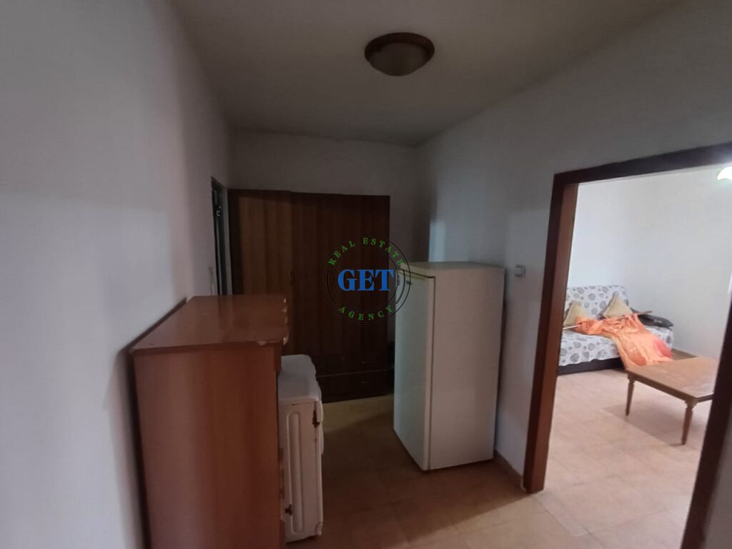Shitet, Apartament 1+1, te Fidanishtja, Durrës