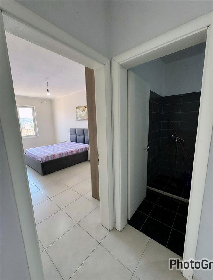 Kavaje,apartament 1+1,pallat I ri,shetitorja”Josif Budo”.