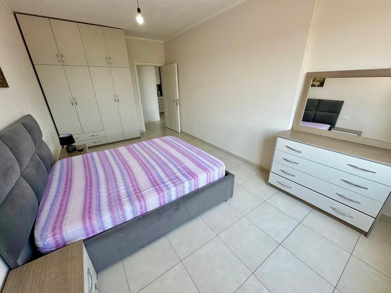 Kavaje,apartament 1+1,pallat I ri,shetitorja”Josif Budo”.