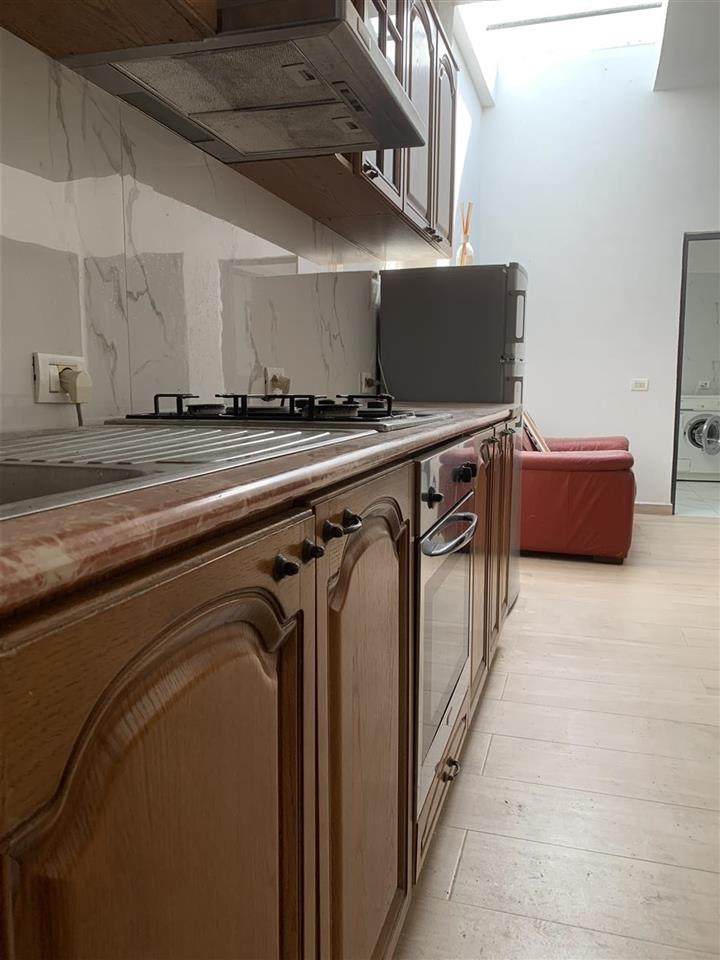 Jepet me qera shtepi 2+1