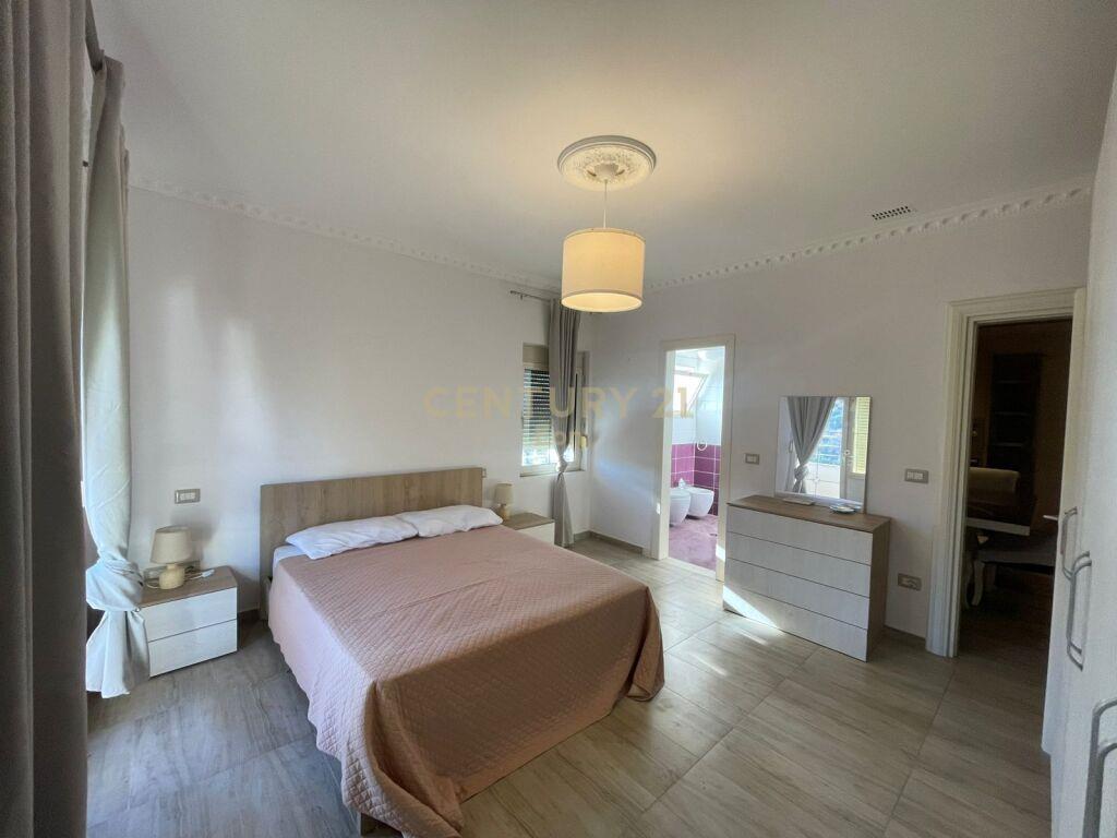 Apartament 2+1+2 me Pamje Deti për Shitje te Shkëmbi I Kavaj