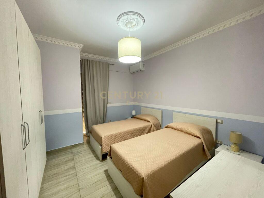 Apartament 2+1+2 me Pamje Deti për Shitje te Shkëmbi I Kavaj