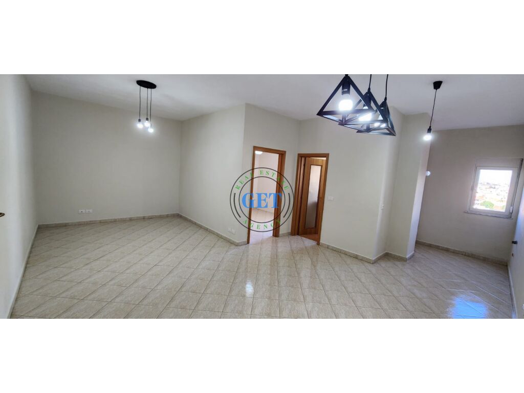 Shitet, Apartament 2+1, Plazh Iliria, Durres!