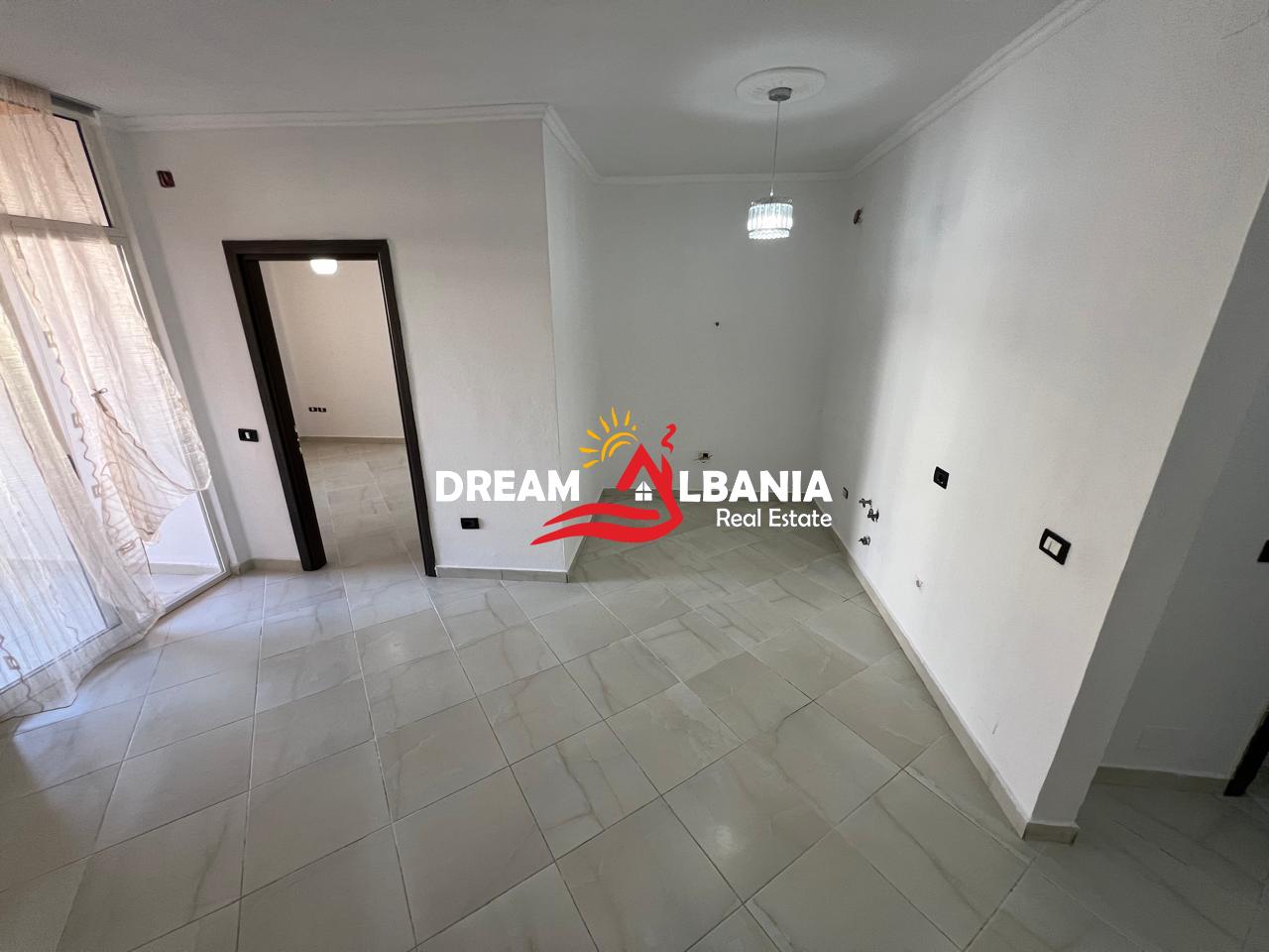 Apartament 2+1 ne shitje ne Astir prane Kompleksit