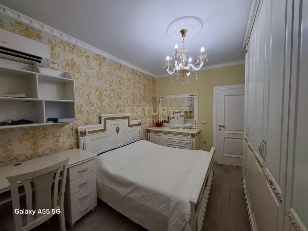 Apartament 2+1 me Qira në Rruga Bardhyl, Tiranë – 600€ | 73