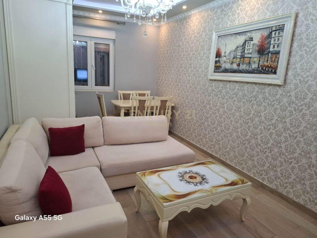 Apartament 2+1 me Qira në Rruga Bardhyl, Tiranë – 600€ | 73