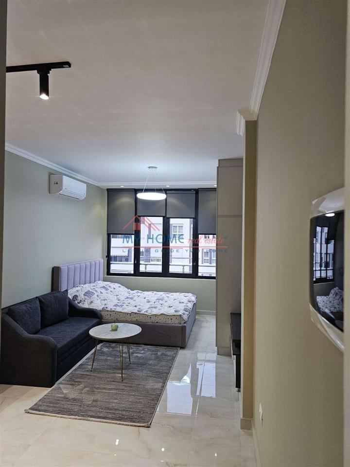 Garsoniere me qera 5 Maj ne Tirane