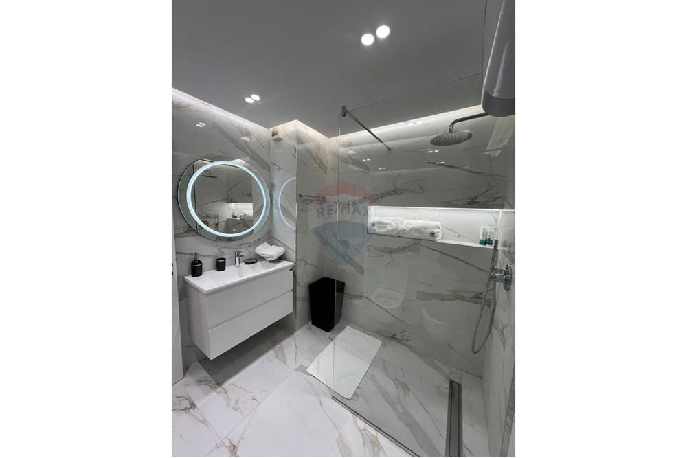 Apartament 1+1 per qira tek Komuna e Parisit! 1,000 €