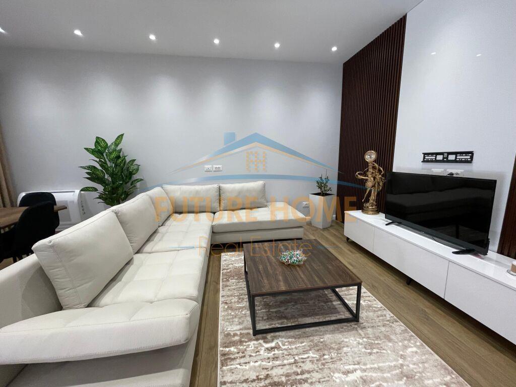 Qera, Apartament 1+1+Verandë, Rruga e Durrësit, Tiranë.