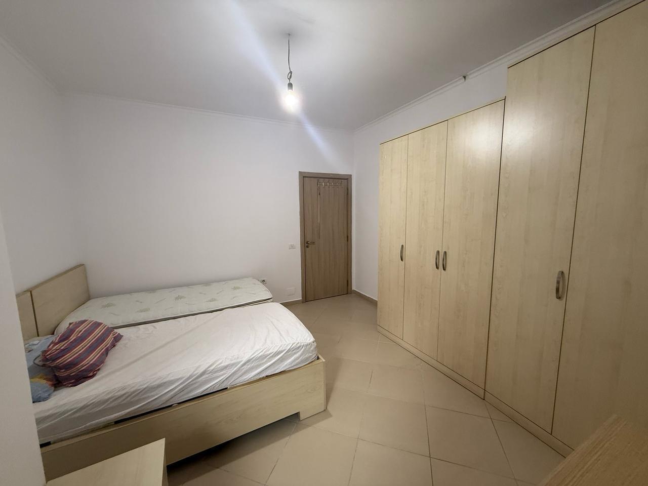 Ap 1+1 me qera i mobiluar Tirana Golden Park