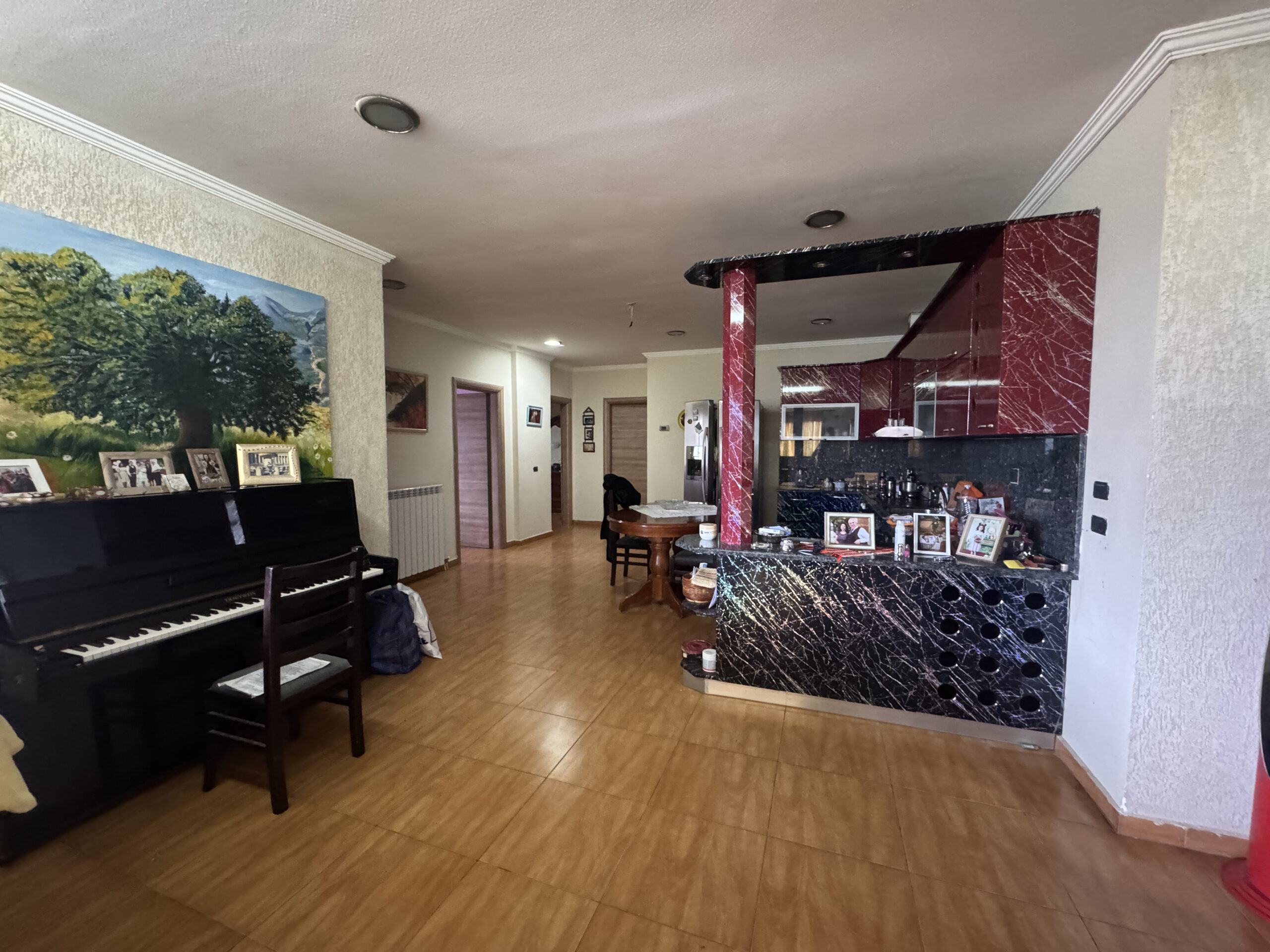 Shitet Penthouse 3+2 Bulevardi Palmave