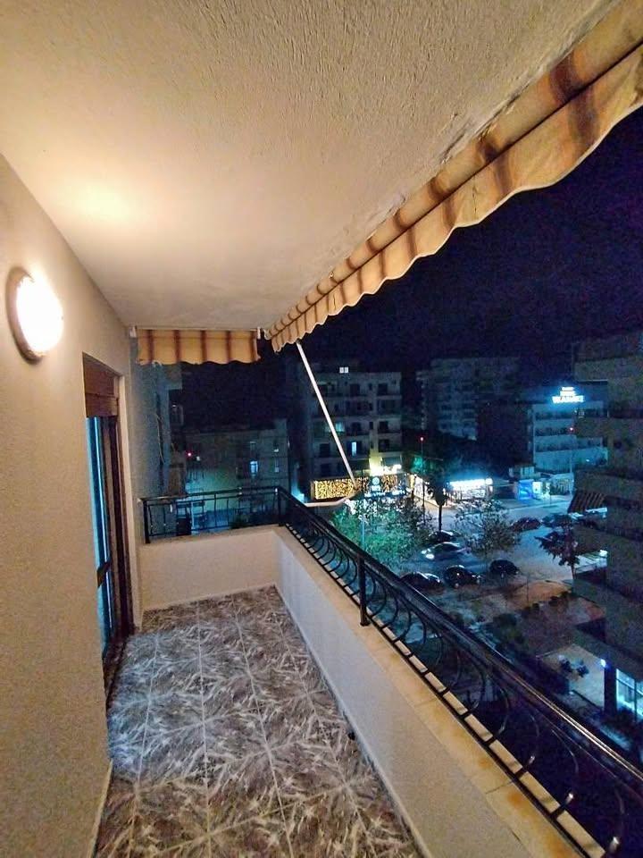 Jepet apartament me qira| Pamje deti