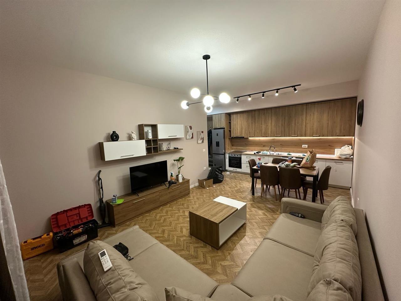 Apartament 1+1 per qira te ish Fusha e Aviacionit