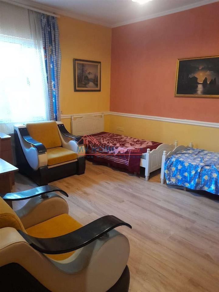 Apartament 2+1 me qera tek Vilat e Selites ne Tirane