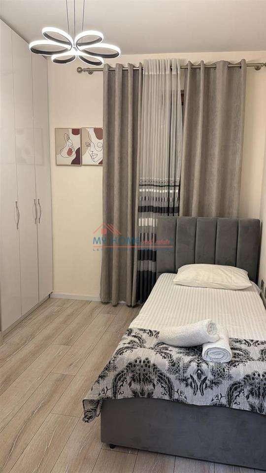 Apartament 2+1 me qera Stacioni i trenit ne Tirane