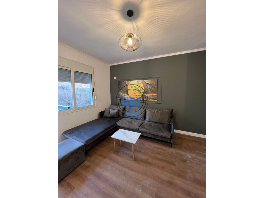 Shitet, Apartament 1+1,Shembi Kavajes, Durres.