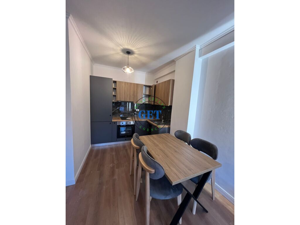 Shitet, Apartament 1+1,Shembi Kavajes, Durres.