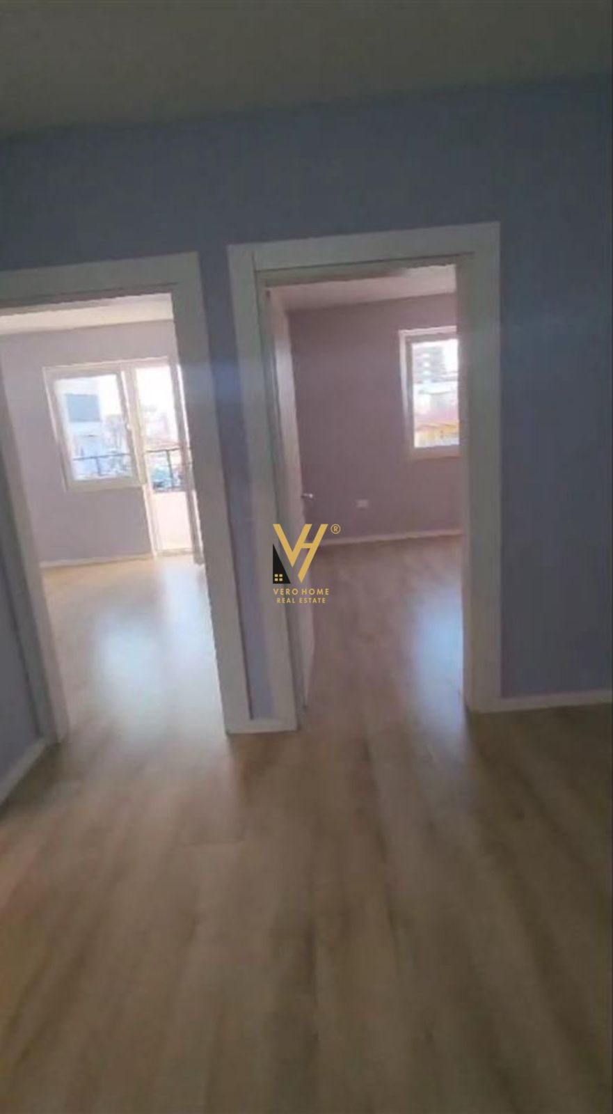 ZYRE 85 M2 ME QERA TE PAZARI I RI 500 EURO