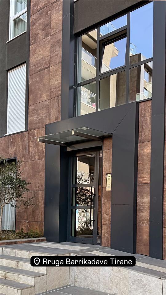 Jepet me qera apartment modern 1+1 i mobiluar