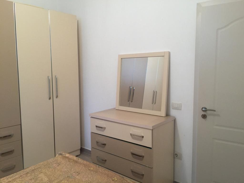 Jepet 1+1 me qira Misto Mame