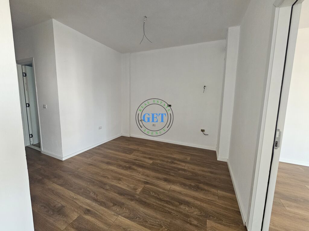 Shitet, Apartament 1+1, Golem, Durres