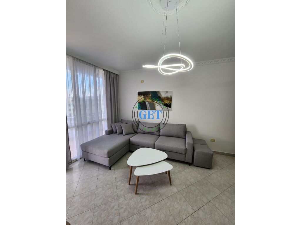 Shitet, Apartament 1+1 ne Plazh Hekurudha, Durres