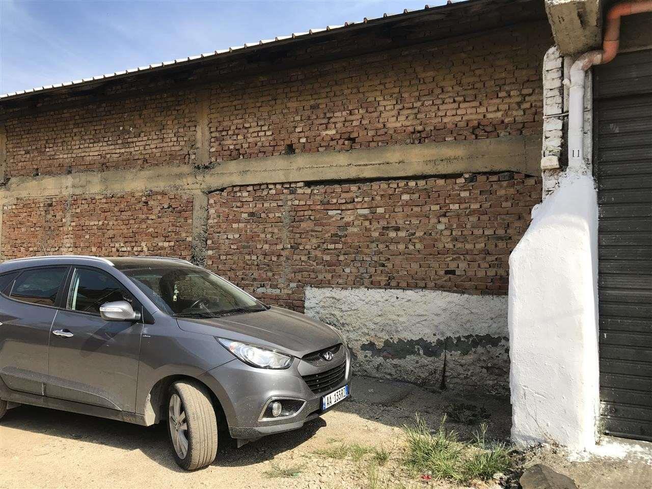 Shitet Kapanoni me Hipoteke