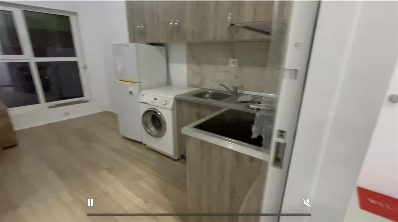 JEPET ME QERA NJË GASIONERE