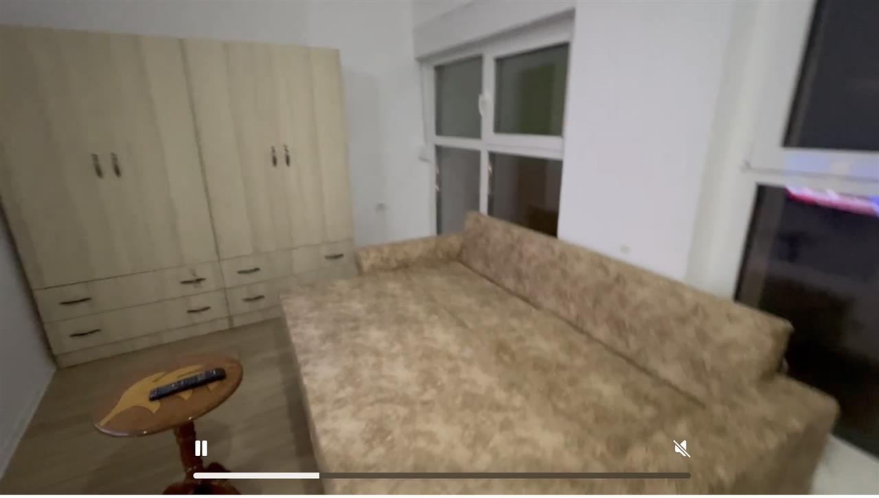 JEPET ME QERA NJË GASIONERE