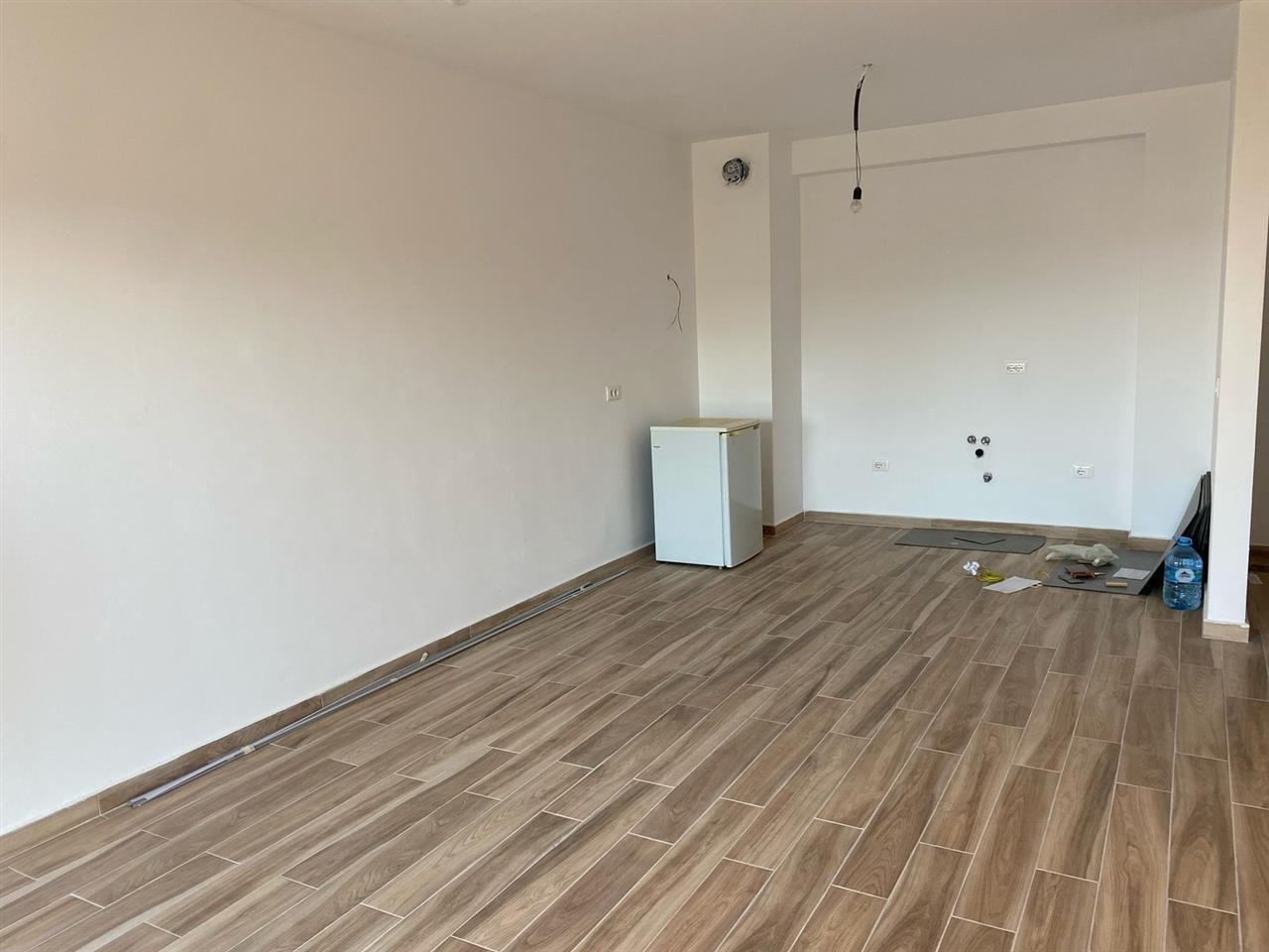 Qera Apartament 2+1+2 , Kompleksi Zirkon , Tirane