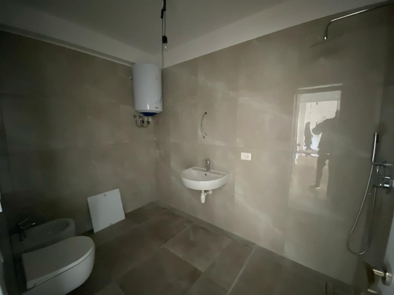 Qera Apartament 2+1+2 , Kompleksi Zirkon , Tirane