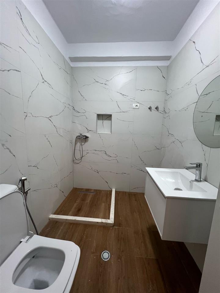 Ap 1+1 per shitje te Sh.Kavajes