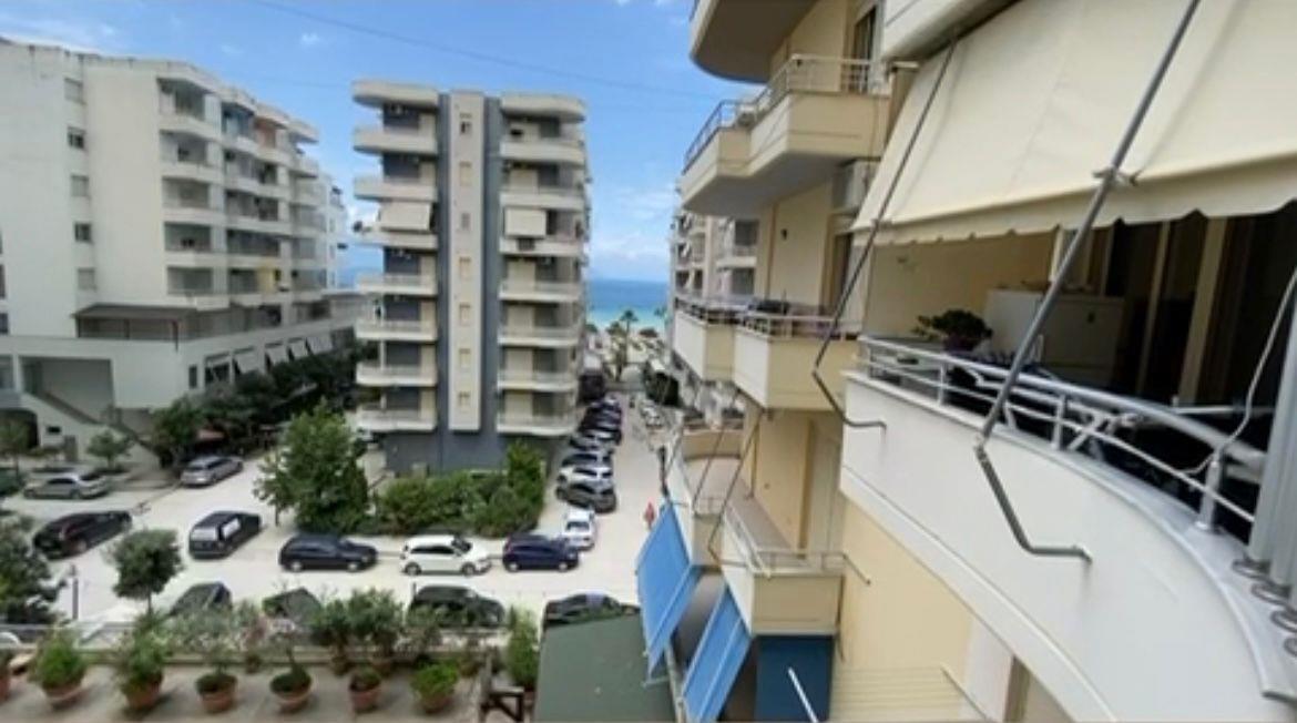 Jepet me qera Apartament 2+1+2+garazh ne Lungomare!