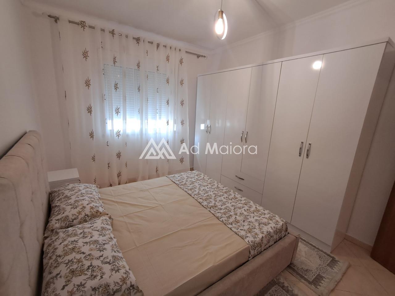 JEPET ME QIRA 2+1 NE UJSELLSI DURRES