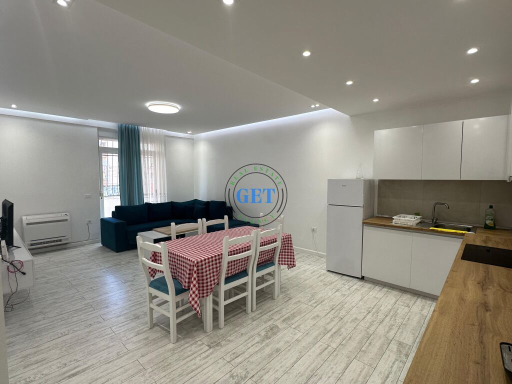 SHITEN, DY APARTAMENTE 1+1 NE VOLLGA,DURRES!