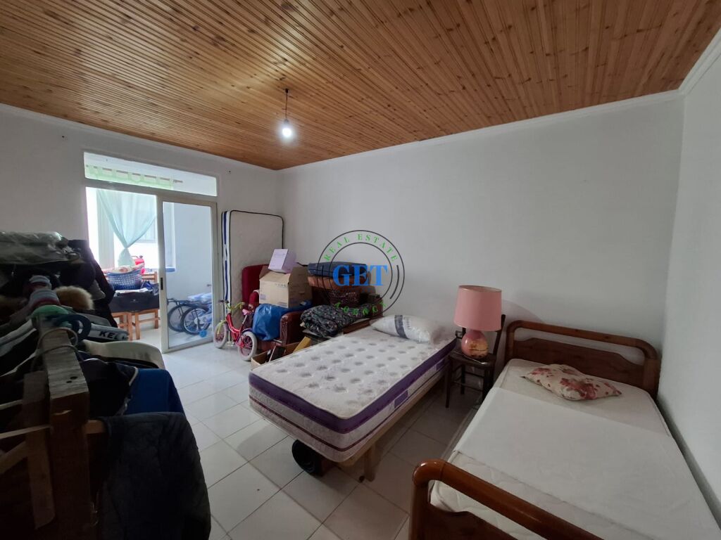 Shitet, Apartament 1+1,Prane Kazazit, Durres.
