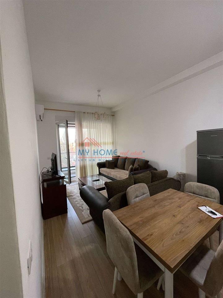 Apartament 1+1 me qira tek 21 Dhjetori kompleksi kontakt