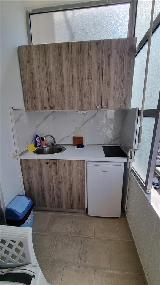 Shitet Garsoniere LUNGOMARE . Vlore