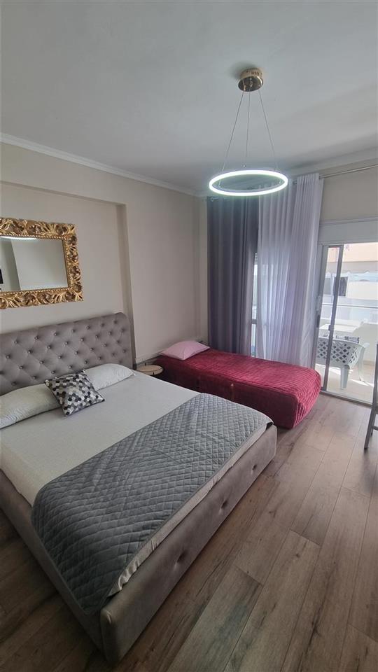 Shitet Garsoniere LUNGOMARE . Vlore