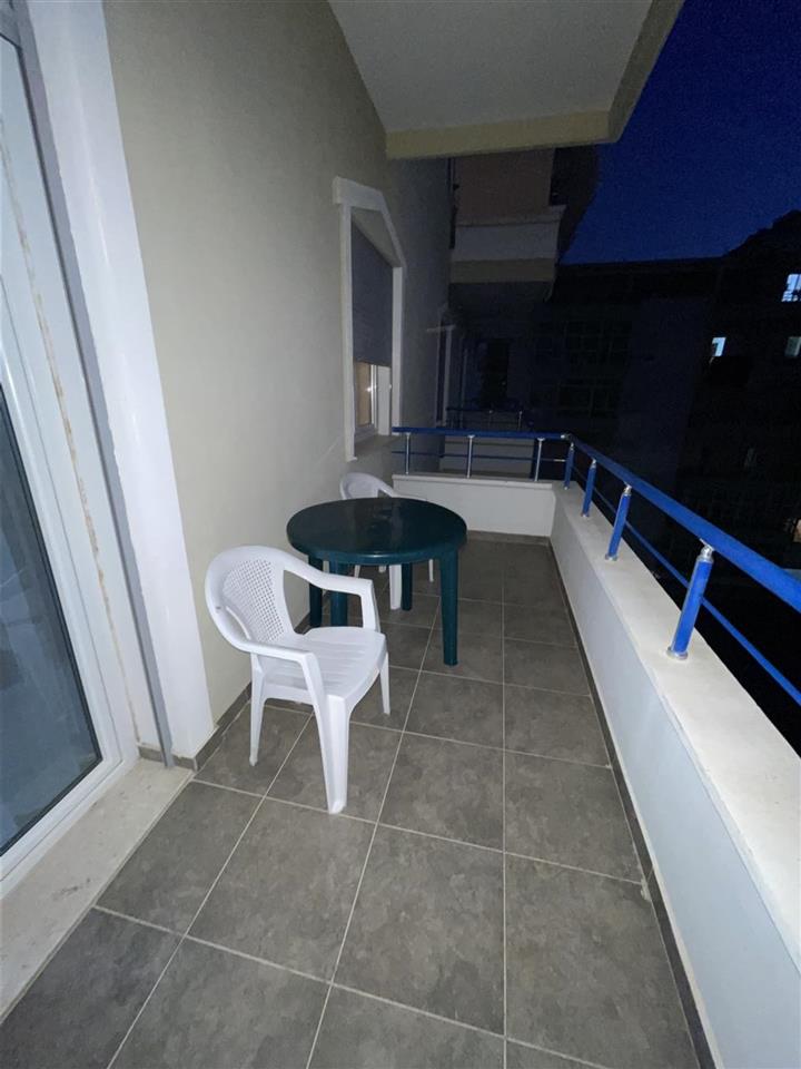 2+1 me Qera, JO AGJENSI, tek Haso/Transballkanike