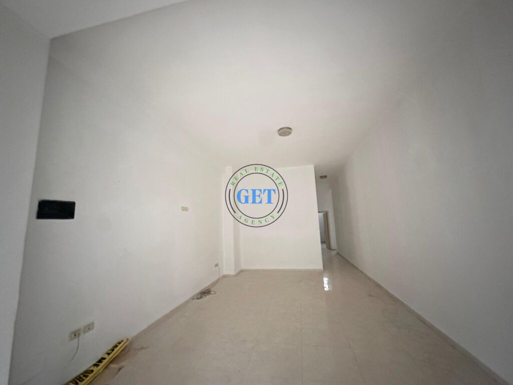 Shitet, Ambient Biznesi, UKD, Durres