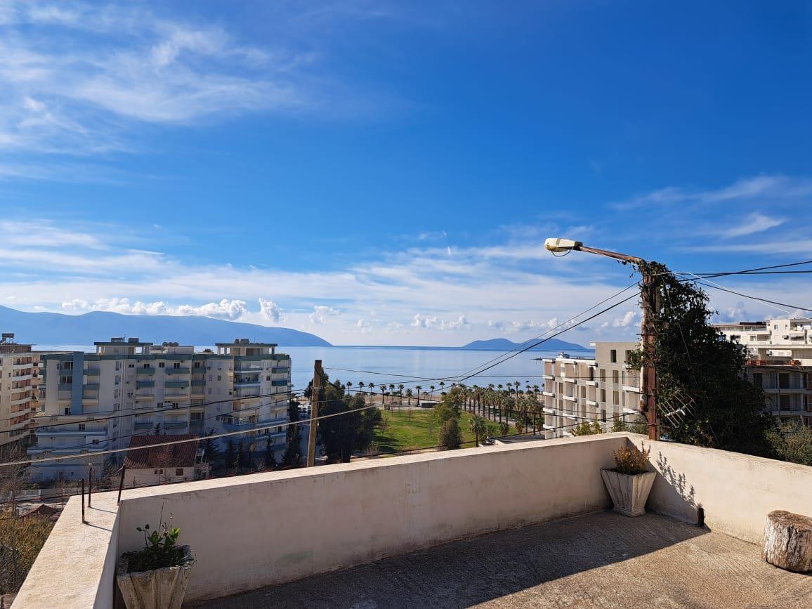 JEPET ME QERA SHTEPI PRIVATE 1+1