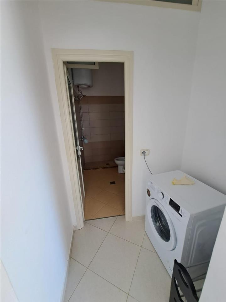 JEPET ME QERA SHTEPI PRIVATE 1+1