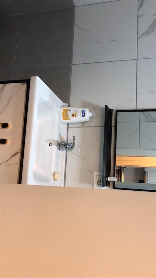 Jepet Apartament me qera 1+1