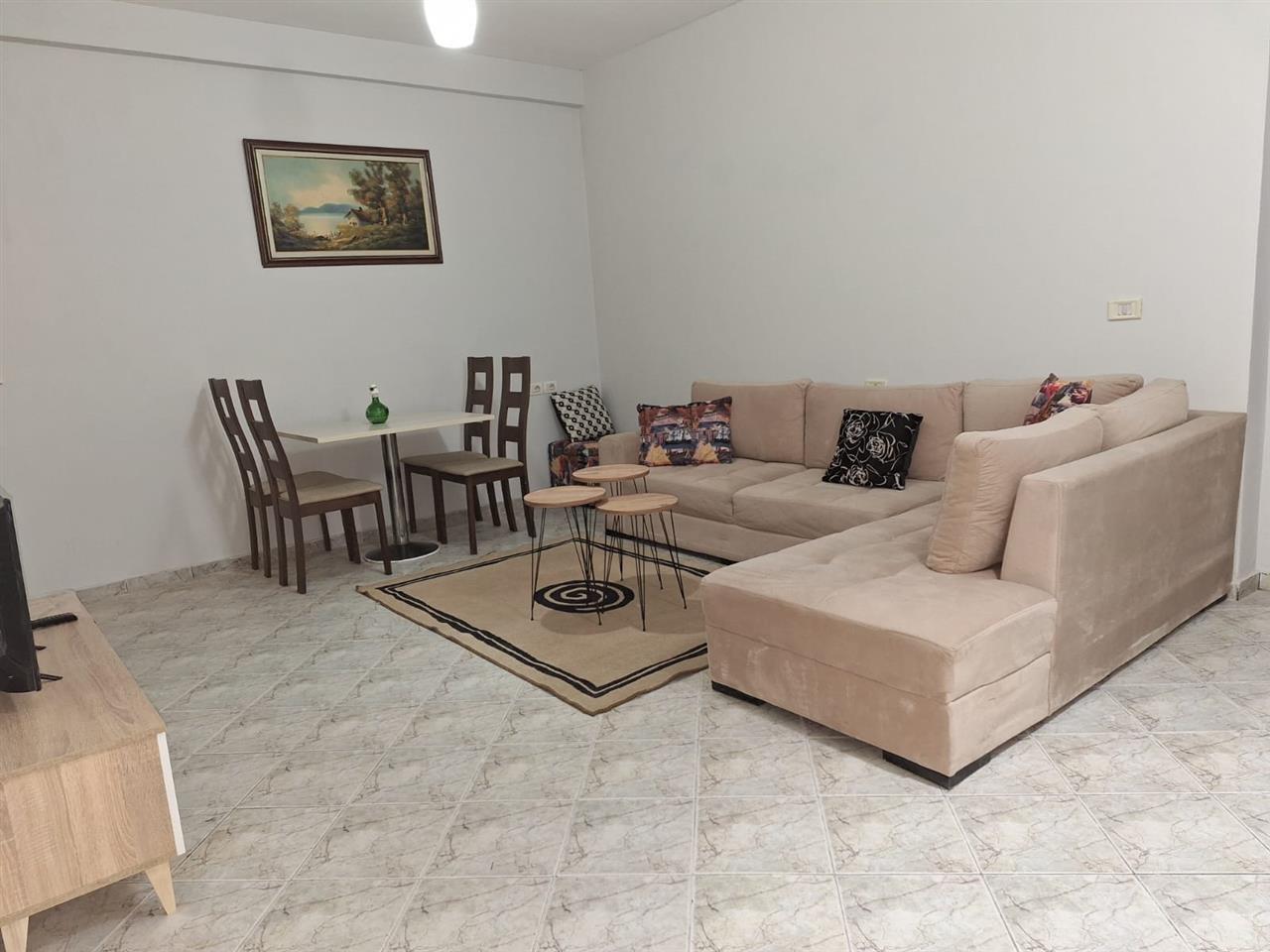 Jepet Hyrje me Qera 1+1 e Mobiluar