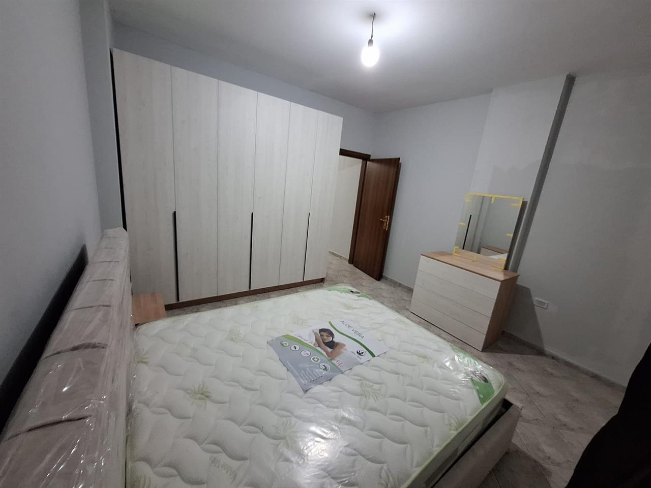 Jepet Hyrje me Qera 1+1 e Mobiluar