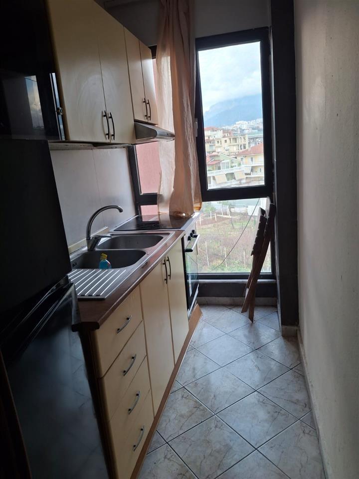 Jepet Hyrje me Qera 1+1 e Mobiluar