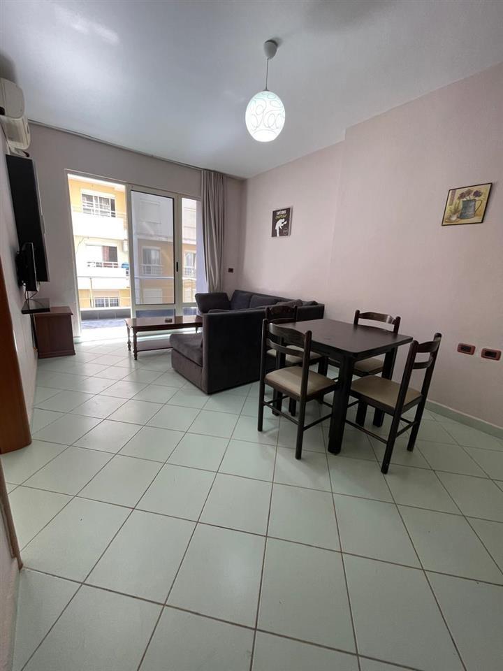 Shes Apartment 1+1 ke rrota kuqe plazh Durres 80.000 €