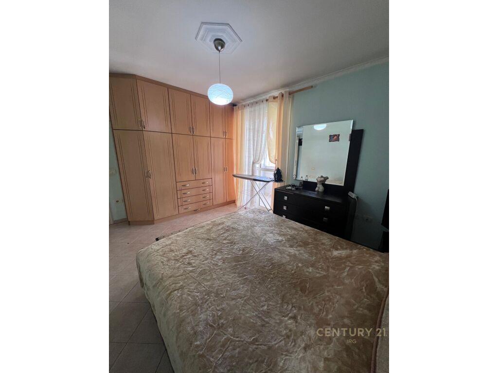 APARTAMENT 2+1 PER QIRA PRANE HILLTON!