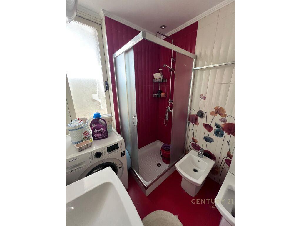 APARTAMENT 2+1 PER QIRA PRANE HILLTON!